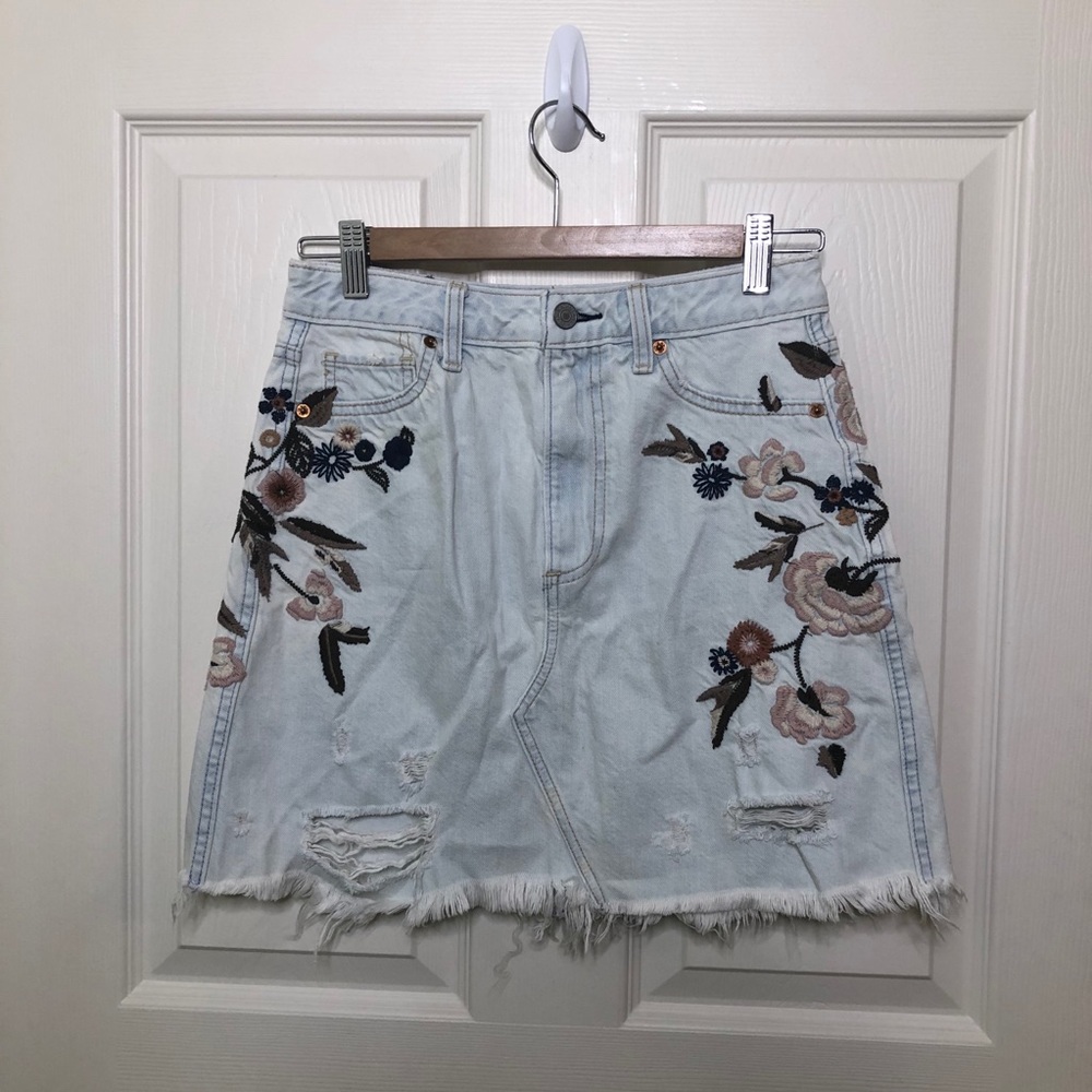 Abercrombie & Fitch Floral Embroidered Jean Skirt
